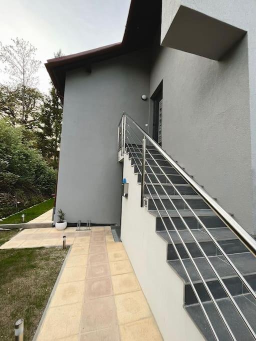 Ab Apartment Moderne Zweizimmerwohnung Villach Exterior foto